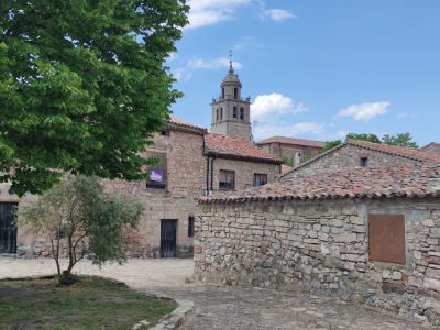 casa empedrada de Medinaceli