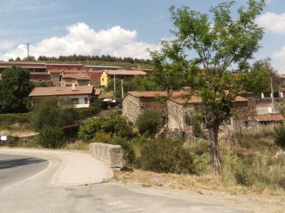 pueblo en  Hoyos del Espino